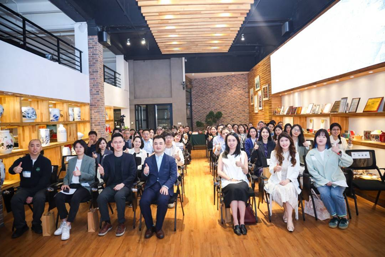 2025「零变未来」气候共创行动启动 —— 多方协同，共探气候创新路径